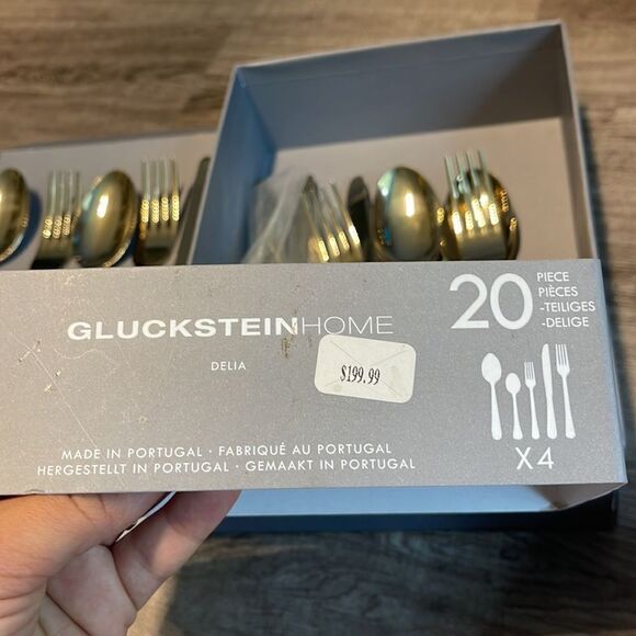 GlucksteinHome
Delia Flatware Set - Picture 3 of 3